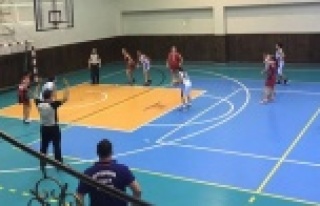 MİNİK BASKETÇİLERİMİZ YÜZÜMÜZÜ GÜLDÜRDÜ