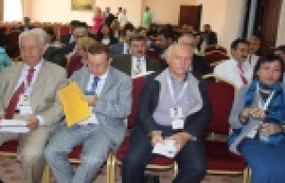 TURİZM KONGRESİ KRİZİ MASAYA YATIRDI