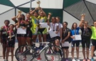 DÖRT TÜRKİYE BİRİNCİLİĞİ ÇIKARDILAR