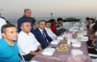 GENÇLİK MERKEZİNDE NEZİH İFTAR