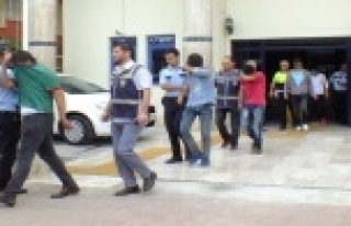 KÜÇÜK KIZA ŞANTAJ VE TEHDİT İDDİASI