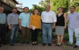 "OTELLERİN KAPISI YAŞLILARA AÇILACAK"