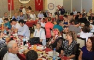 PROTOKOL ŞEHİT AİLELERİ İLE İFTARDA BULUŞTU