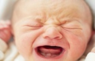 SAKİNLEŞMEYEN BEBEĞE DİKKAT