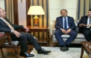 TANRISEVEN'DEN BAKAN ÇAVUŞOĞLU'NA ZİYARET