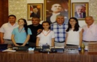 TEOG BİRİNCİLERİ ALTIN İLE ÖDÜLLENDİRİLDİ