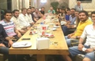 ÜNİAK İFTARDA BULUŞTU