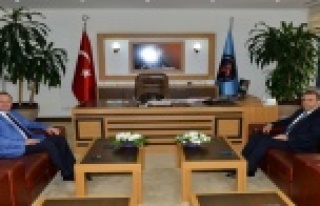 VALİ TÜRKER VEDA TURUNDA