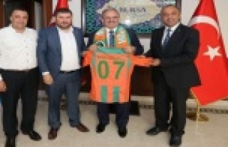 YENİ VALİMİZE ALANYASPOR FORMASI