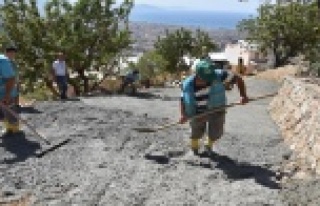 YENİ YOLDA BETONLAMA ÇALIŞMASI