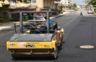 YÜCEL,SICAK ASFALT ÇALIŞMASINI DENETLEDİ