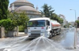 BELEDİYEDEN MAHALLELERDE BAYRAM TEMİZLİĞİ