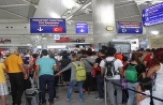 YEŞİL VE GRİ PASAPORTLARA SIKI TAKİP