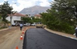 GÖMBE'YE SICAK ASFALT