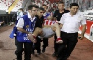 MAÇTAN SONRA ORTALIK KARIŞTI