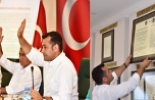 MECLİS KARARI ALINDI TABELA İNDİ