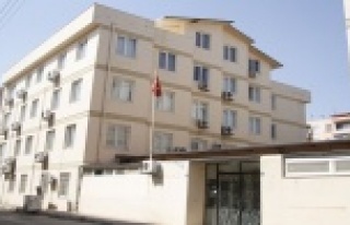 MÜHRÜ AÇILAN FETÖ'CÜ YURDU POLİSİ ALARMA...