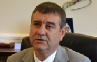 'ÖZDEMİR HALA FİRARİ, ARIYORUZ'