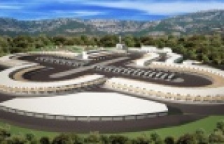 ALANYA'NIN BEKLEDİĞİ KOMPLEKS İHALEYE ÇIKTI