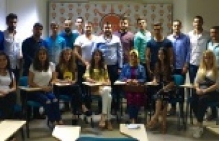 ÜniAk sorunları masaya yatırdı