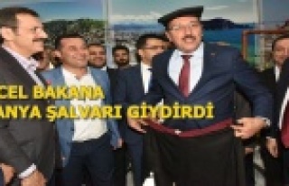 Alanya standına yoğun ilgi