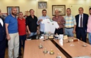 Alanyaspor'dan Yücel'e teşekkür ziyareti