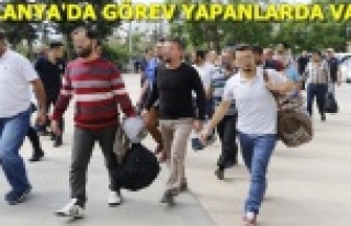 FETÖ şüphelisi polisler adliyede