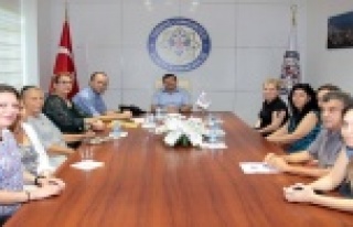 "Hayvanları kanunların ötesinde sevgiyle sevmeliyiz"