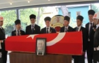 Kılıç son yolculuğuna uğurlandı