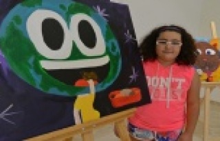 On iki yaşında EXPO 2016’da sergi açtı