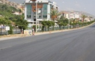 Orta refüje 11 km'lik otomatik sulama sistemi...