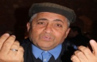 Sürekli dolandırılmasına rağmen vazgeçemiyor