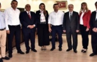 Yücel'den Azeri kardeş hamlesi