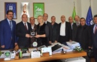 Bursa'dan Alanya'ya plaket