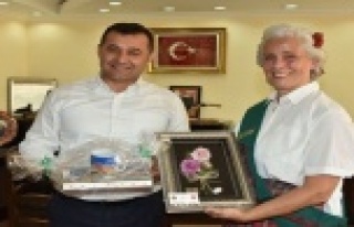 Elma Kraliçesi Alanya'da