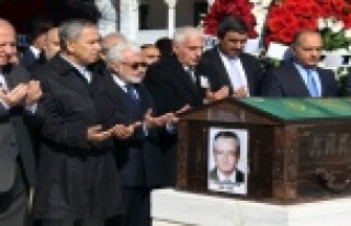 Mayatepek son yolculuğuna uğurlandı