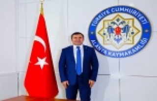 'Solmuş ve Yırtık Bayraklar Değiştirilsin'