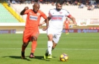 Vagner Love siftah yaptı!