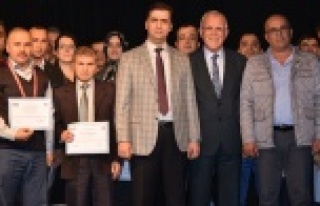 Yazışma ve arşivleme sertifikalarını aldılar