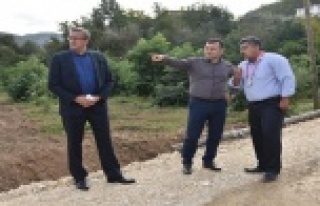 Yücel, yol çalışmalarını inceledi