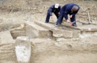Yurt inşaatı kazısından antik mezar çıktı