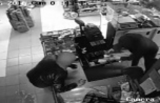 Yüzsüz hırsızlar kameraya yakalandı