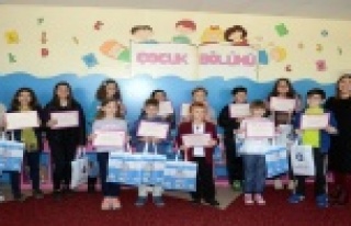 Çağdaş Sanat Atölyesi’nde sertifika sevinci