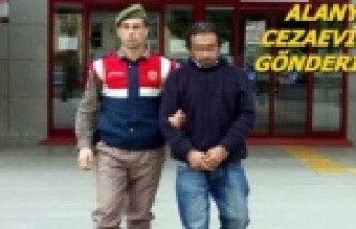 Mahkemede uyuşturucu krizine girdi