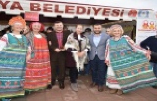 Noel pazarı yine farkındalık yarattı