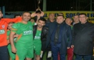 Şampiyon Okurcalar Taksi oldu