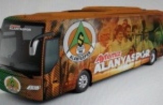 Türel otobüsü teslim ediyor