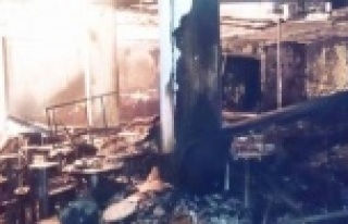Alanya'da gece kulübü cayır cayır yandı
