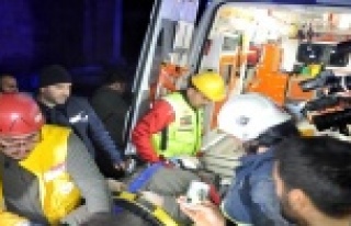 Çöken inşaatta kurtarma çalışmaları tamamlandı