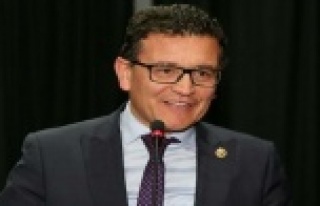 Cumhurbaşkanlığı sistemini anlattı